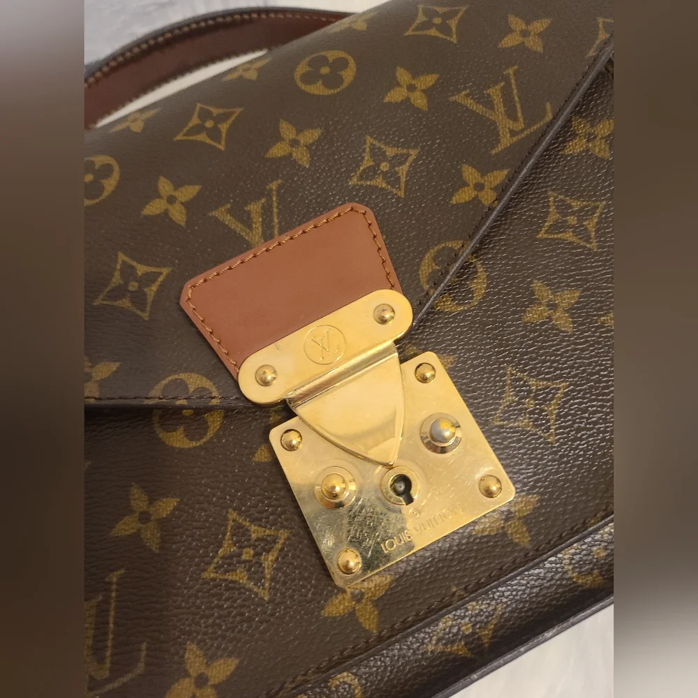 LOUIS VUITTON VINTAGE shoulder bag "MONCEAU", coll.: 1994. - Picture 3 of 9